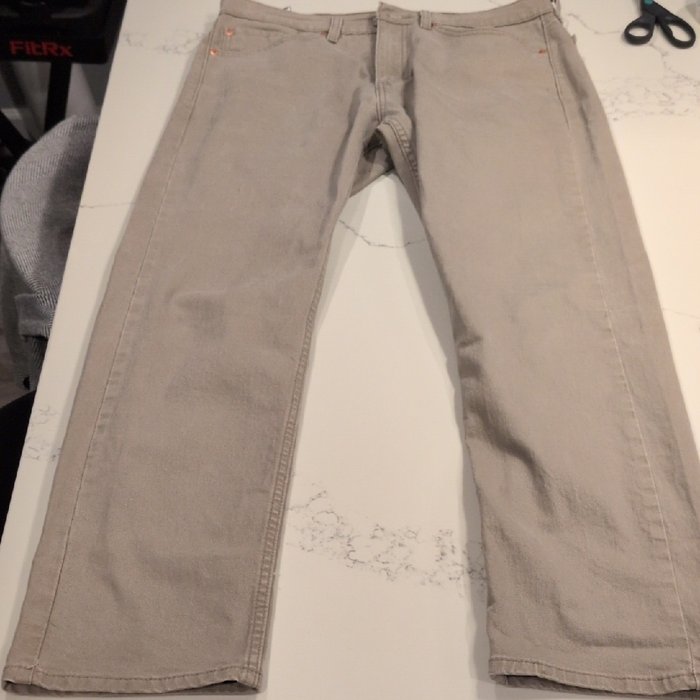 Levi's Men's Straight Fit Beige Jeans